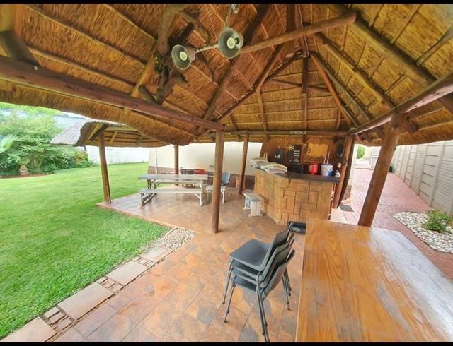 4 BEDROOM HOUSE FOR SALE IN SINOVILLE